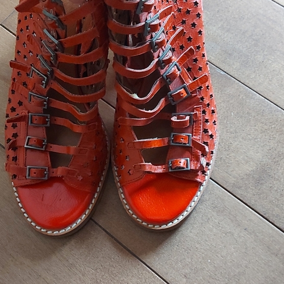 COPY - Jeffrey Campbell Houdini red leather bootie sandals - Picture 5 of 10